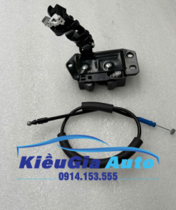 Ổ KHÓA NGẬM CỐP SAU TOYOTA HIACE