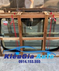 KÍNH CHẮN GIÓ TRƯỚC FORD RANGER 2013