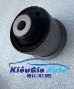 Cao su cầu sau Kia Rio 2012-2017 mã 551601R000