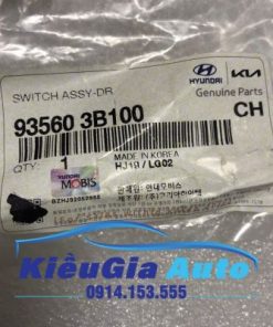 CÔNG TẮC ĐÓNG MỞ CỬA HYUNDAI PORTER 2